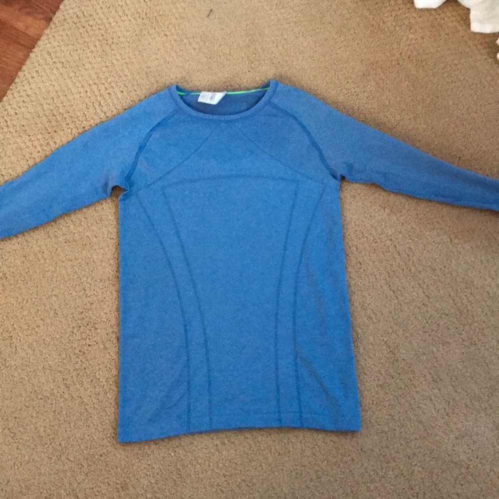 Long sleeve athletic ivivva shirt